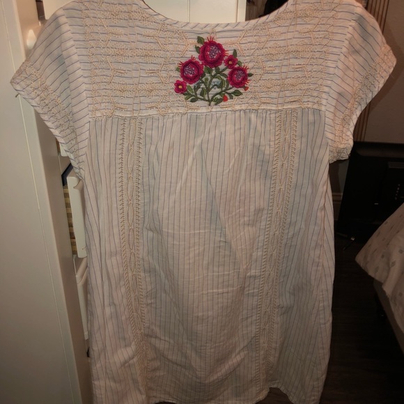 Johnny Was Mexican Styled Linen Dress - Picture 3 of 3